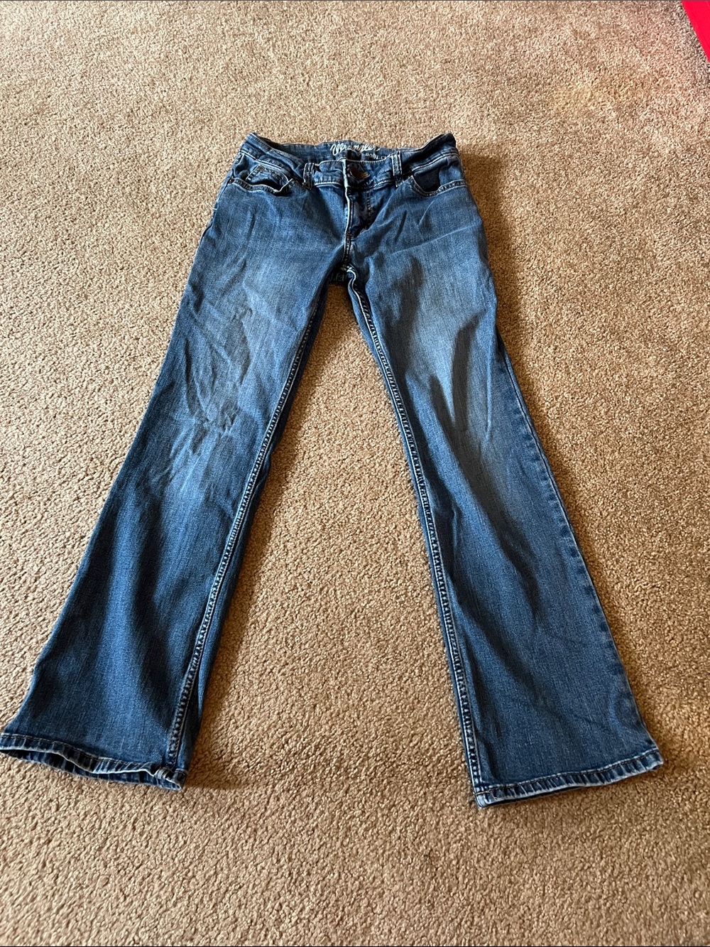 Classic Women's Blue Denim Jeans - Wrangler Bootcut Fit